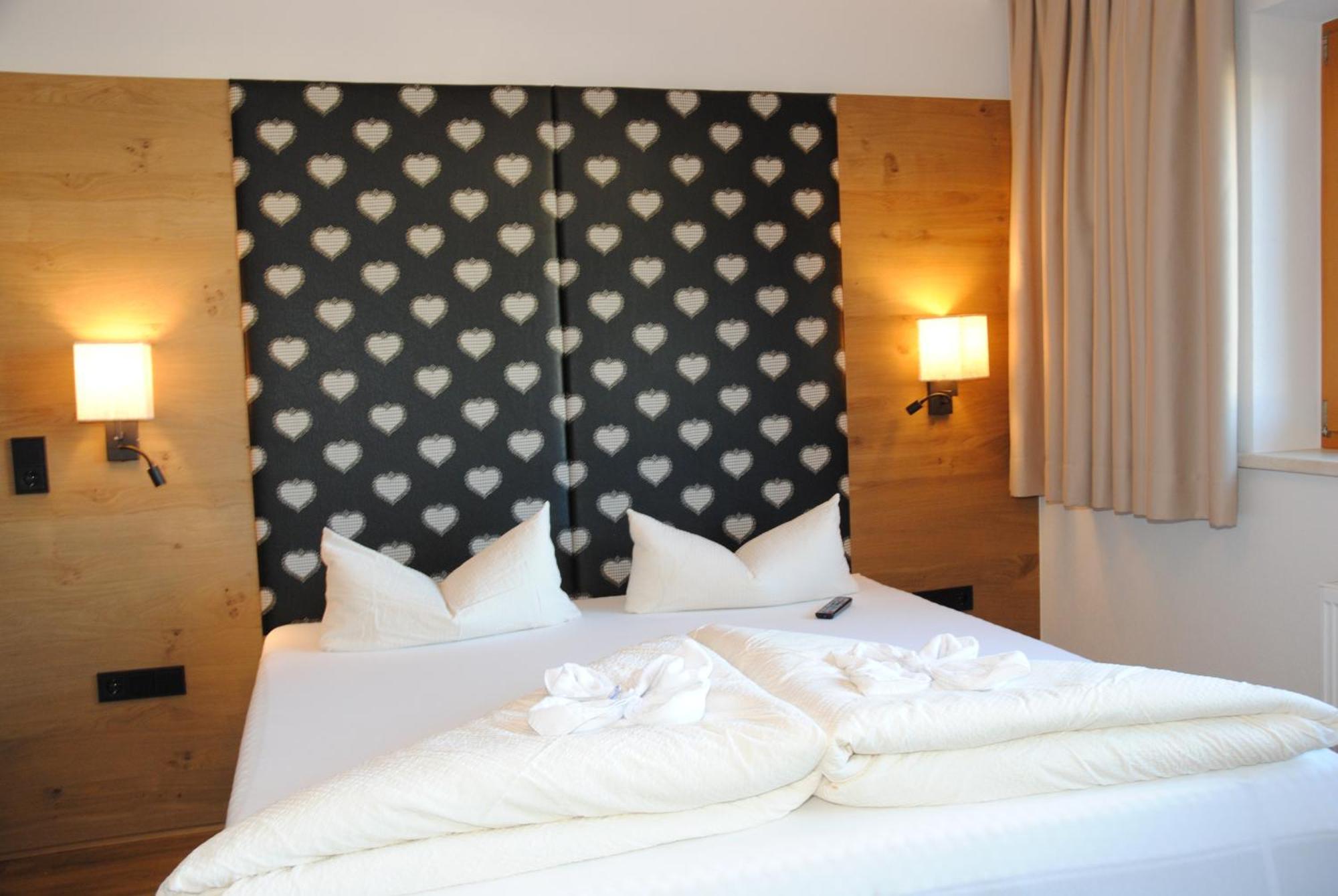Resort Schrofenblick Mayrhofen Exterior foto
